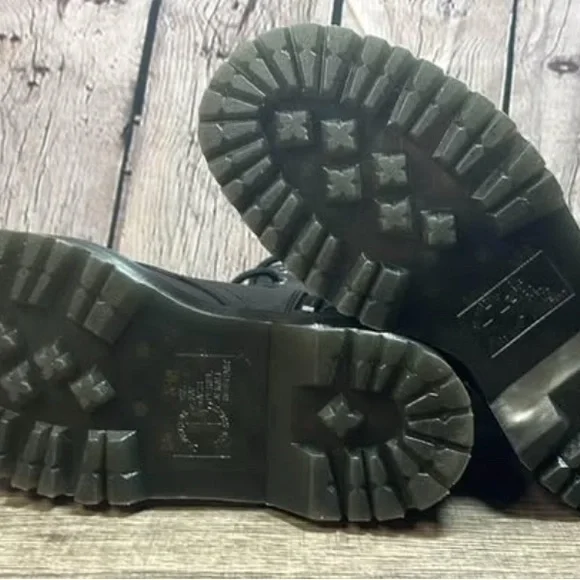 Women’s Dr Martens Jadon III Platform Black Womens 7 Mens 6 New No Box Goth BLK - Picture 5 of 6